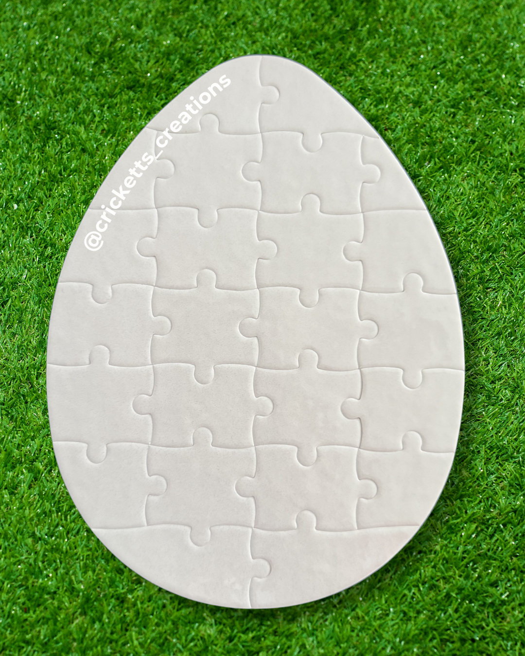 Custom Egg-Shaped Puzzle (24 Pieces) 🐣✨