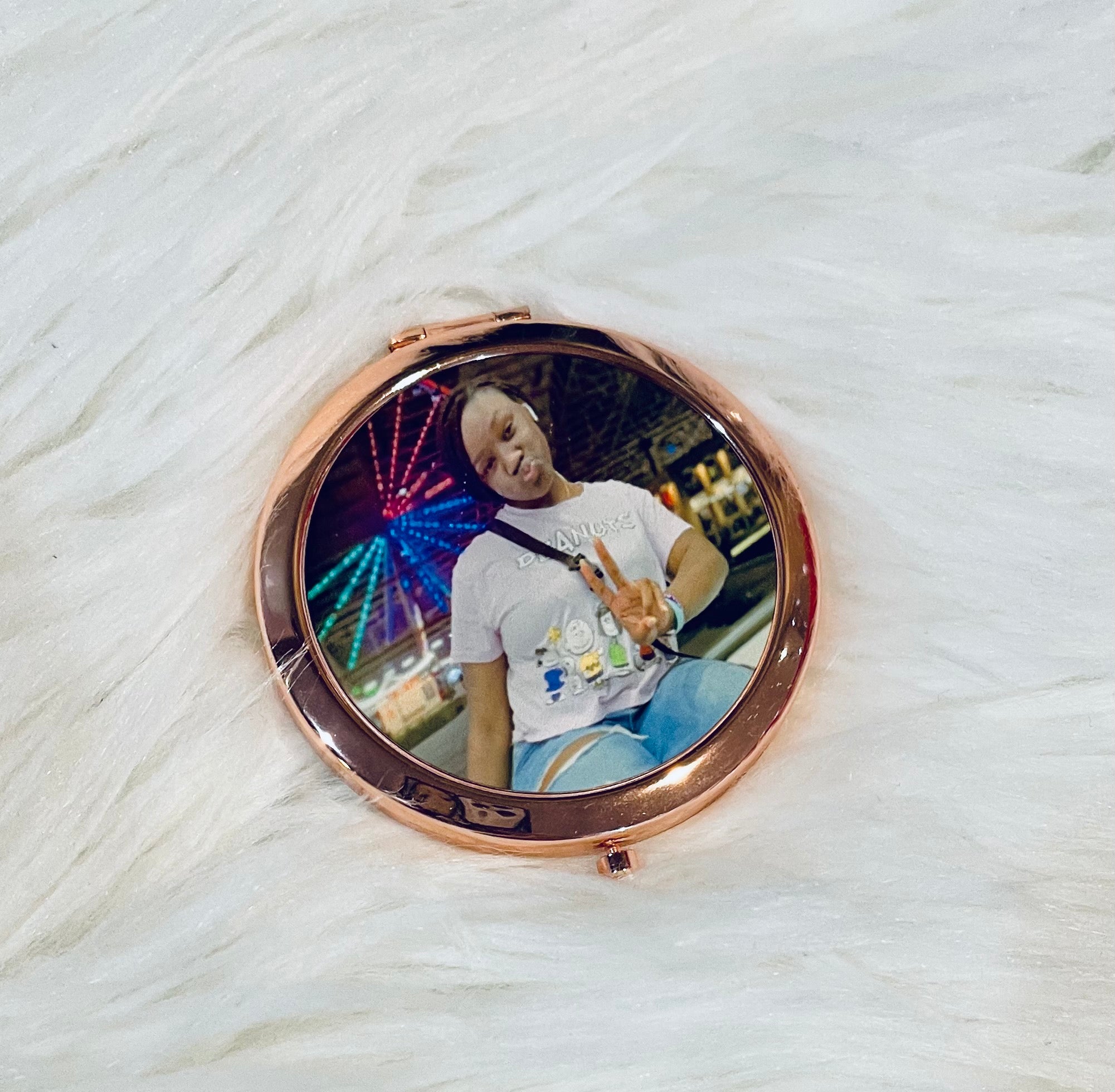 Custom Round Makeup Mirror